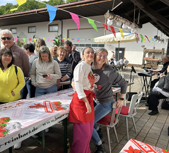 Essen und Trinken bei Bauer Reinhart im Steigerwald Essen und Trinken bei Bauer Reinhart im Steigerwald